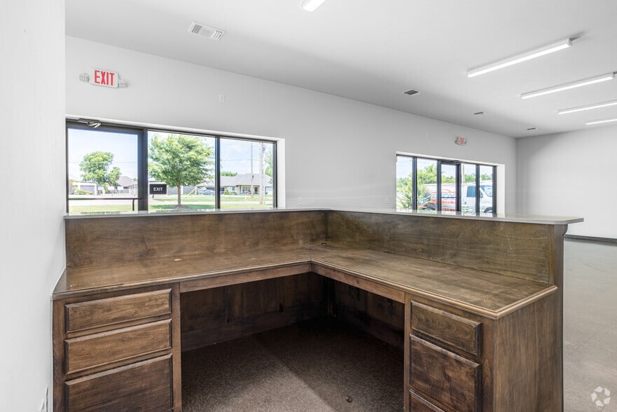 More Photos Of , Oklahoma City Industrial For Sale