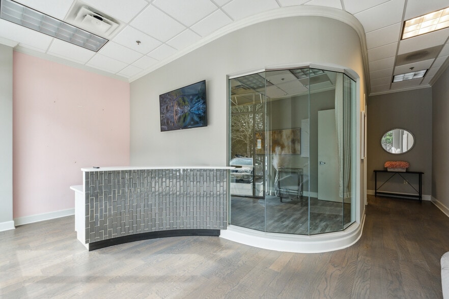 More Photos Of 1300 Peachtree Industrial Blvd, Suwanee Storefront Retail Office For Sale