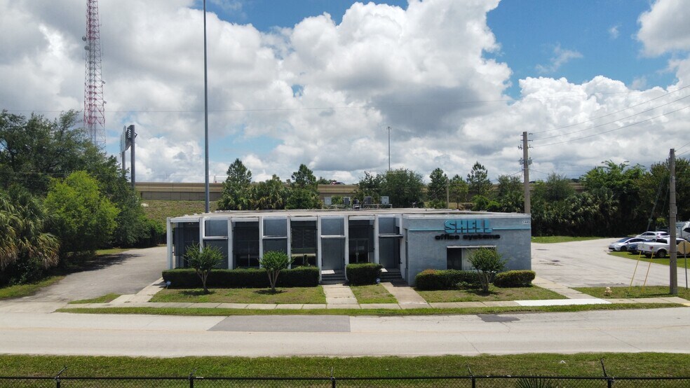 More Photos Of 1445 Montana Ave, Jacksonville Light Distribution For Sale