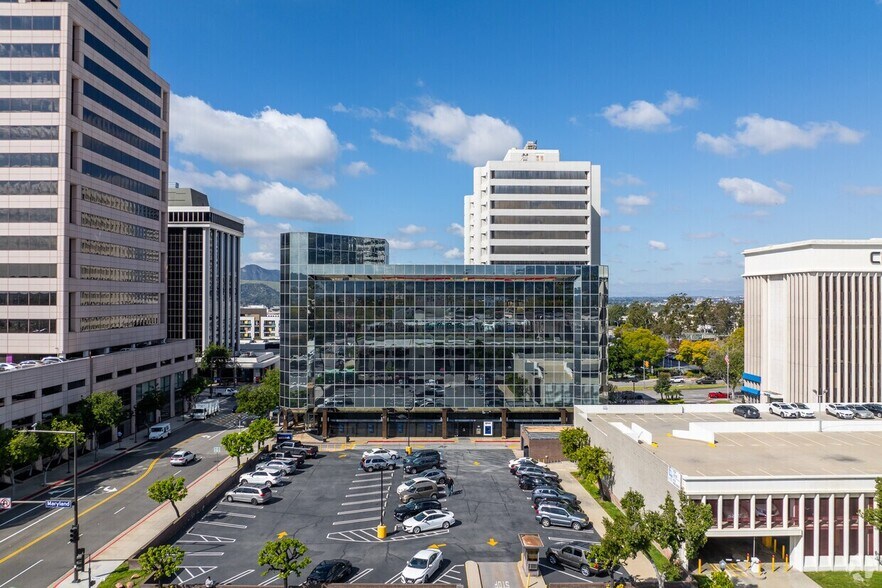 More Photos Of 600 N Brand Blvd, Glendale Medical For Lease