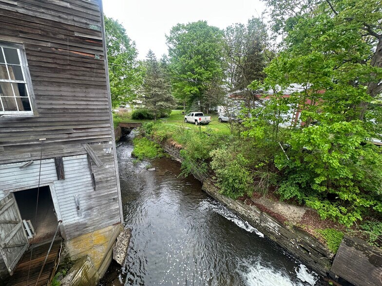 More Photos Of 198 Jackson St, Thompson Land For Sale