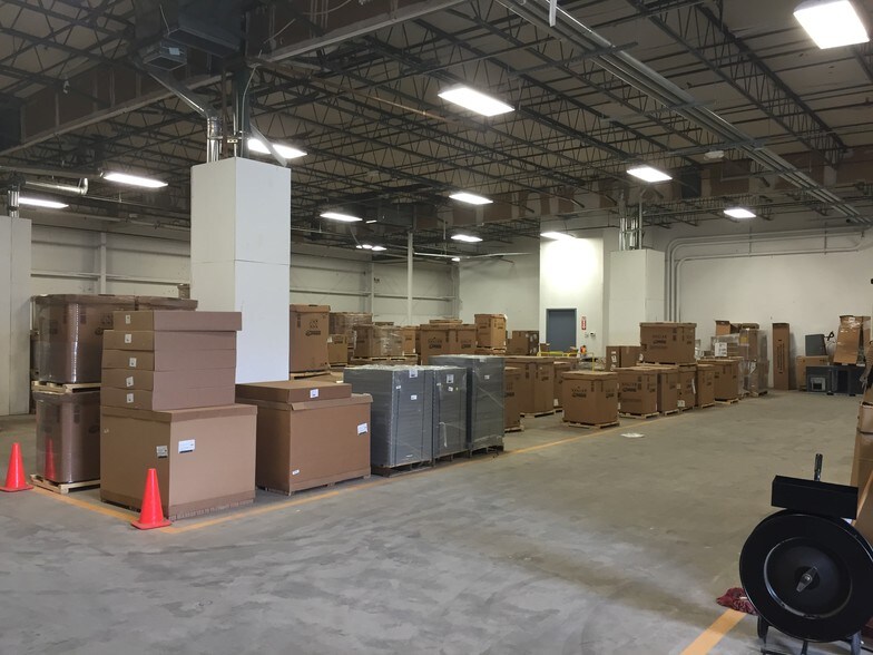 More Photos Of 18761 N Frederick Ave, Gaithersburg Light Distribution For Lease