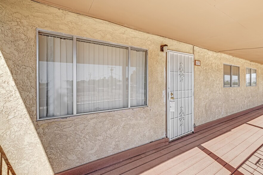 More Photos Of 601 E Rice St, Blythe Apartments For Sale