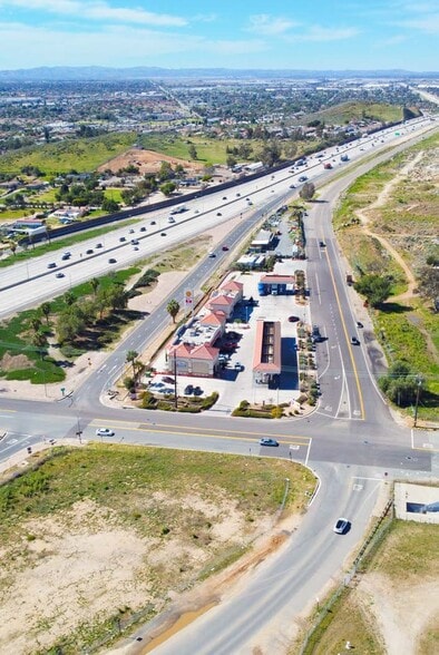 More Photos Of 3873 Pyrite St, Jurupa Valley Service Station For Lease