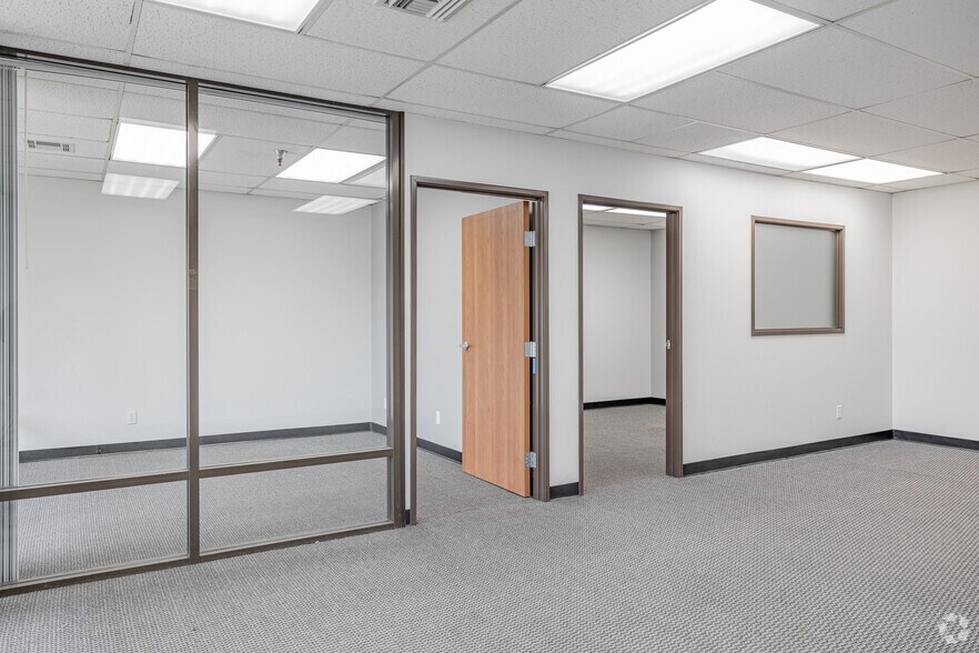 More Photos Of 438 E Katella Ave, Orange Office For Lease