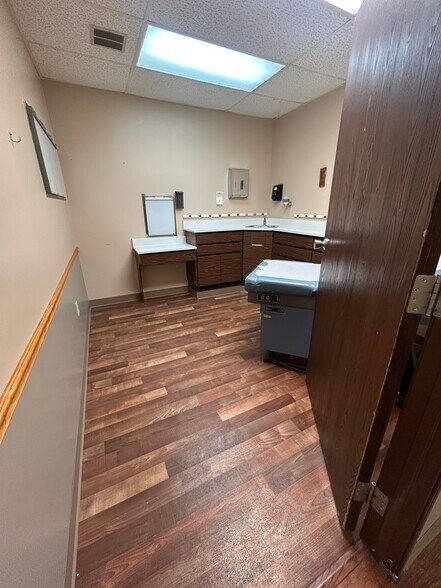 More Photos Of 673 E Cedar Ave, Gladwin Medical For Sale