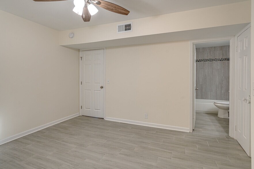 More Photos Of 501 Cedarmont Dr, Antioch Apartments For Sale