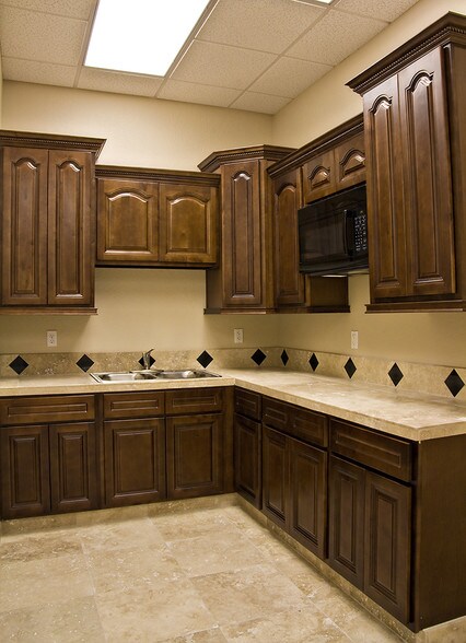 More Photos Of 7655 E Redfield Rd, Scottsdale Light Distribution For Lease