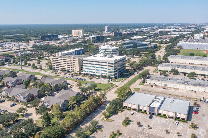 More Photos Of 15366 Park Row, Houston Office For Lease