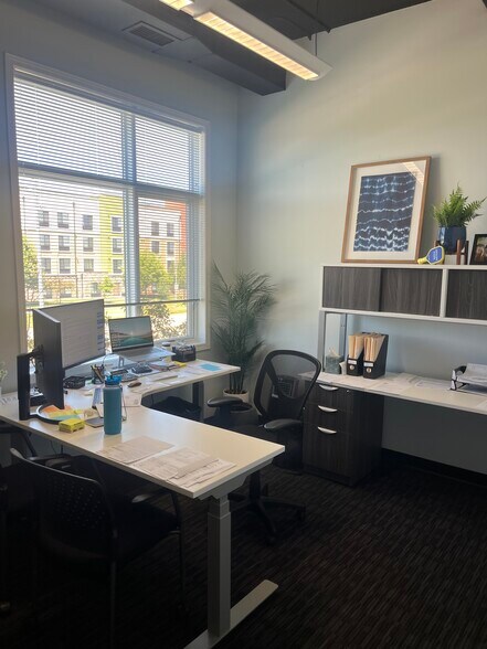 More Photos Of 160 S 68th St, West Des Moines Office For Lease