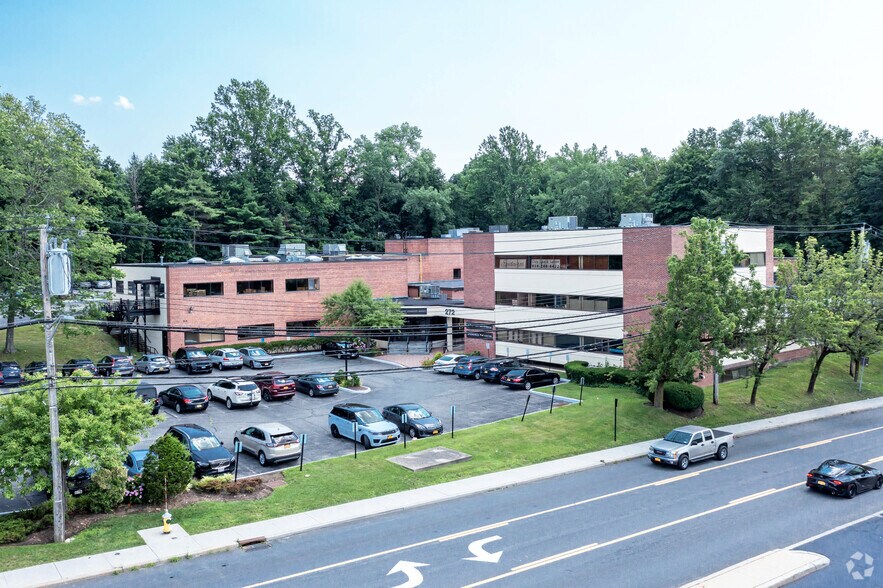 More Photos Of 272 N Bedford Rd, Mount Kisco Office For Sale