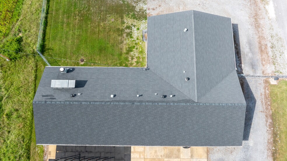 More Photos Of 1184 Poor Farm Rd, Murray Flex For Sale