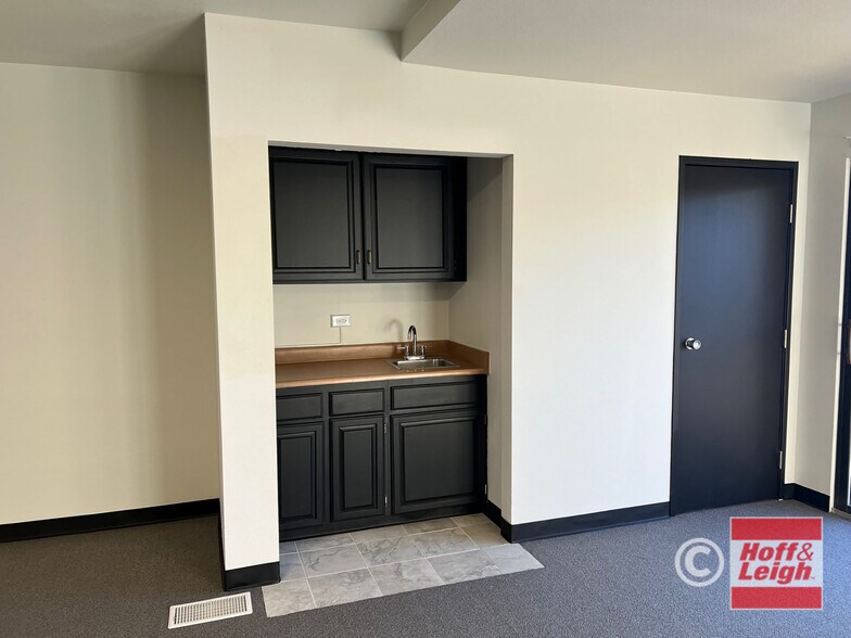 More Photos Of 6438-6444 S Quebec St, Centennial Office For Sale