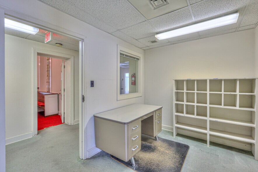 More Photos Of 228 S Military Ave, Lawrenceburg Religious Facility For Sale