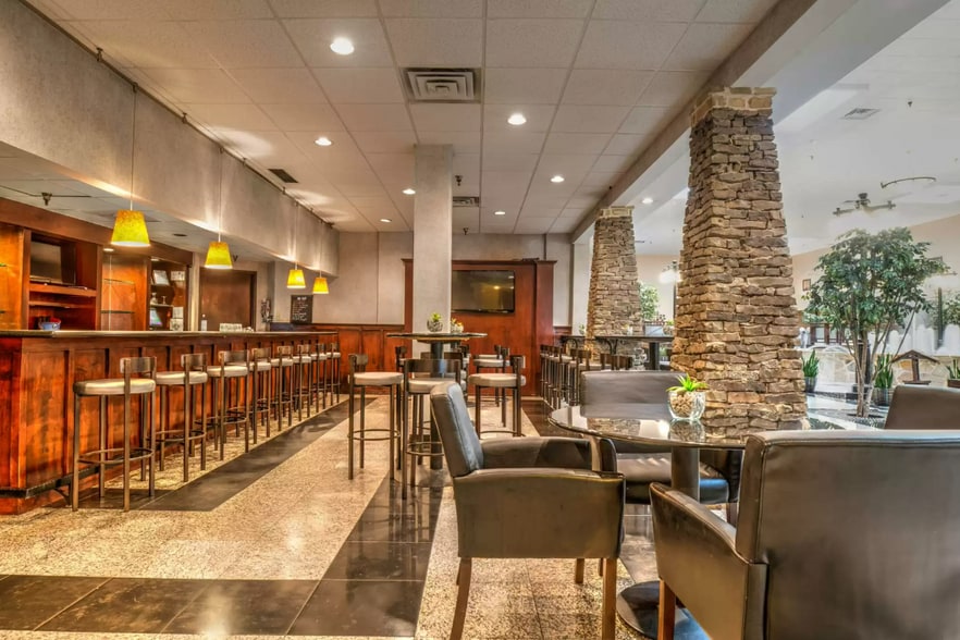 More Photos Of 2540 Meacham Blvd, Fort Worth Hotel For Sale