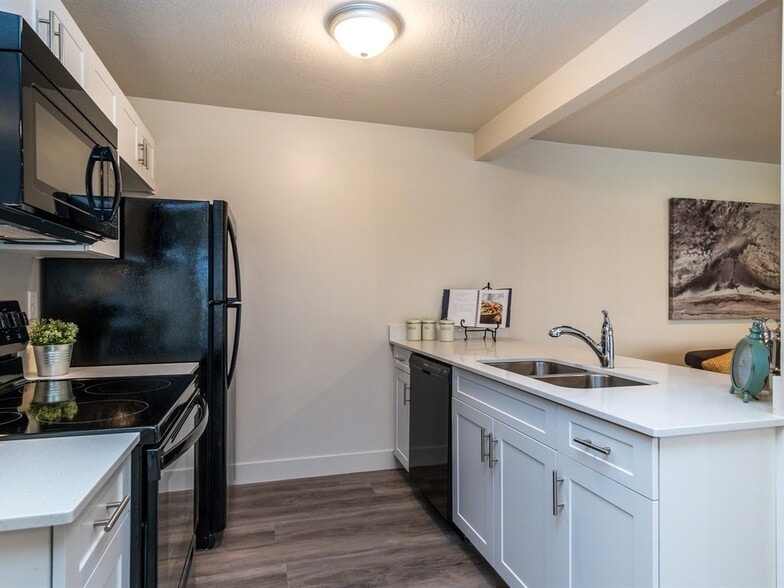 More Photos Of 3257 Harrison Blvd, Ogden Apartments For Sale