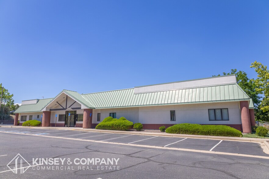 More Photos Of 8889 Fox Dr, Thornton Medical For Lease