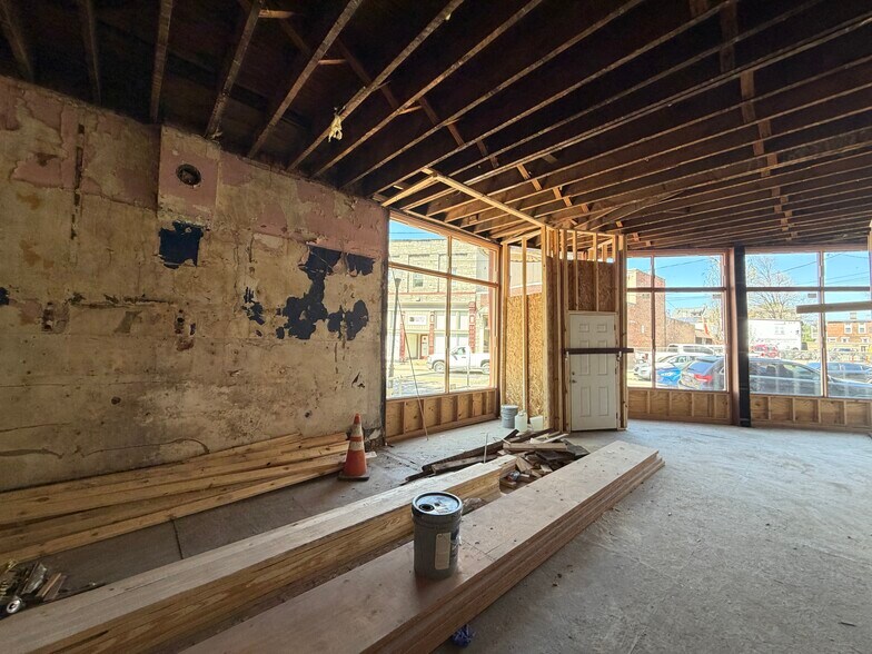 More Photos Of 343 W Pike St, Covington Apartments For Lease