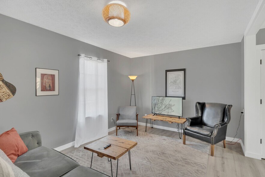 More Photos Of 901 21st Ave N, Nashville Multifamily For Sale