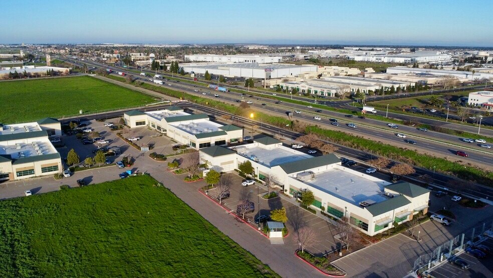 More Photos Of 17395 S Manthey Rd, Lathrop Medical For Sale