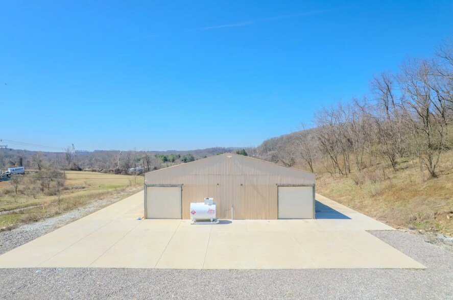 Primary Photo Of 651 E Pittsburgh St, Greensburg Warehouse For Lease