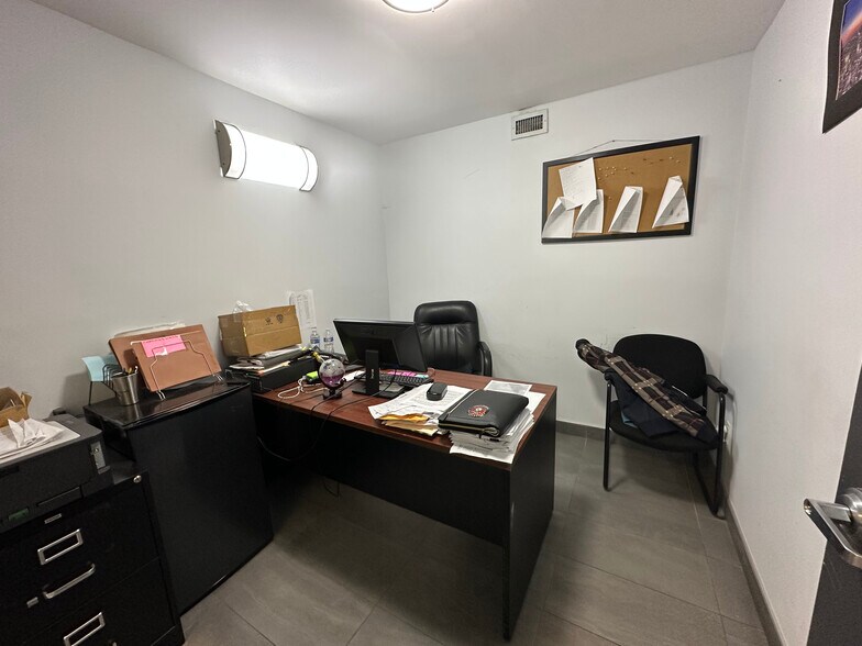 More Photos Of 12415 Metropolitan Ave, Kew Gardens General Retail For Lease