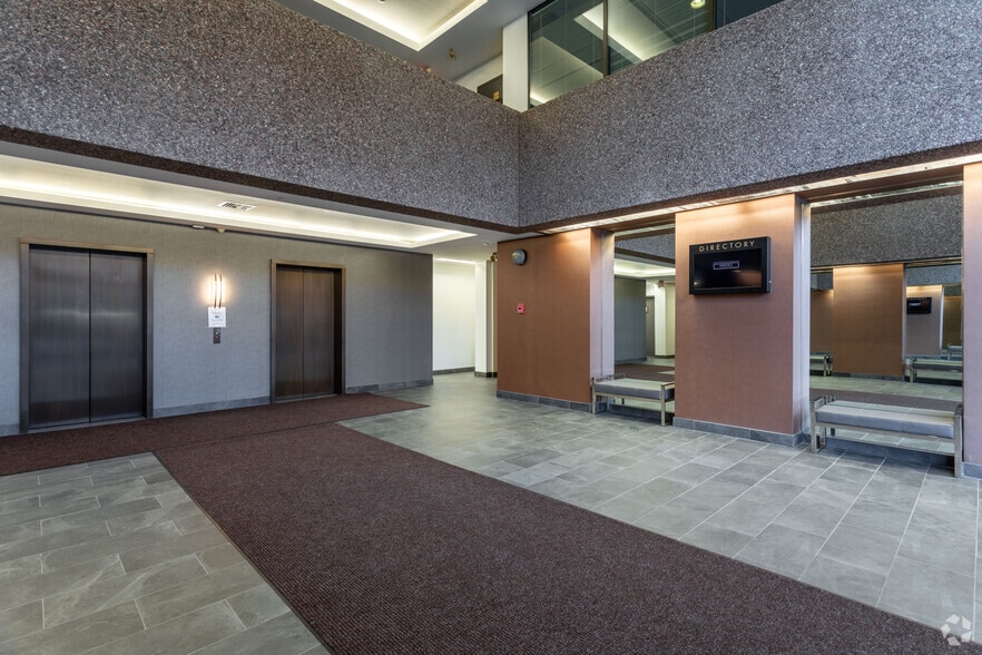 More Photos Of 22 Saw Mill River Rd, Hawthorne Office For Lease