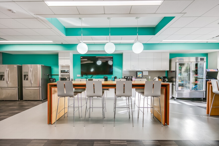 More Photos Of 319 N Bernardo Ave, Mountain View Research And Development For Lease