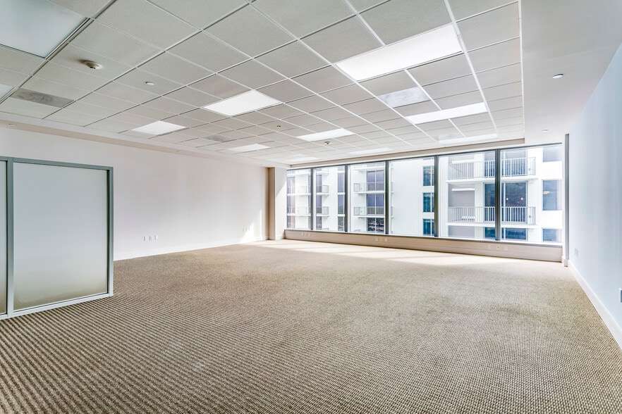 More Photos Of 8950 SW 74th Ct, Miami Medical For Lease