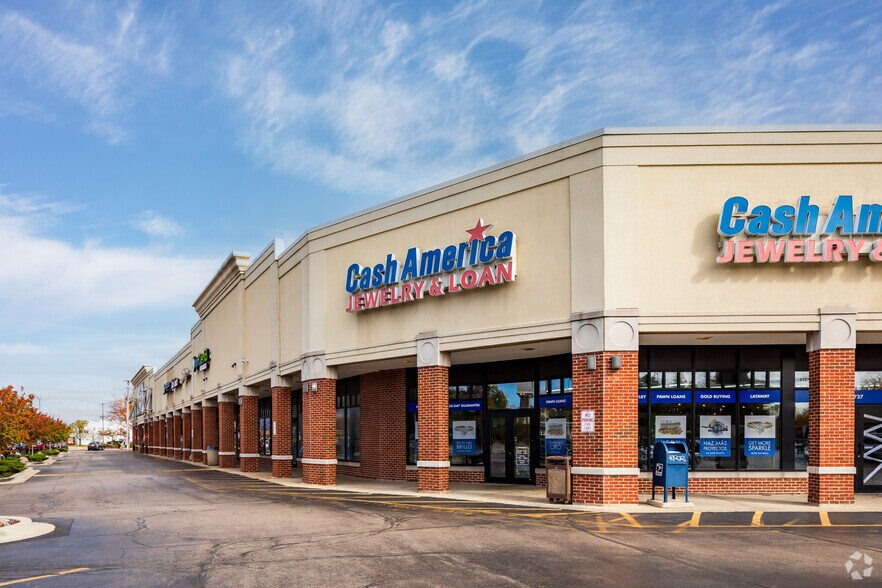 More Photos Of 2700-2745 Mannheim Rd, Franklin Park Unknown For Lease