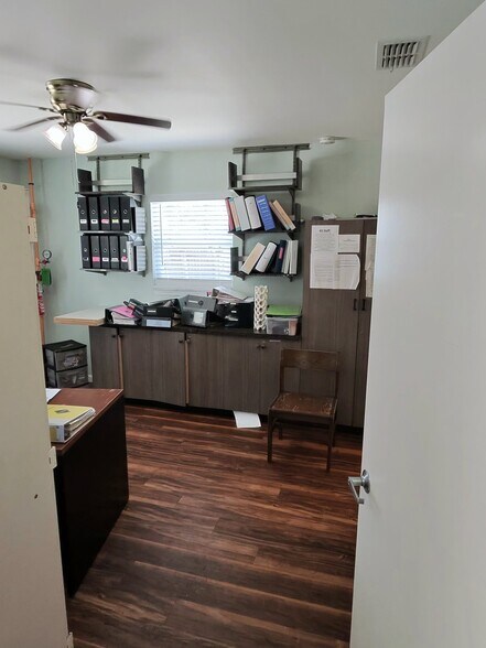 More Photos Of 132 E Citrus St, Altamonte Springs Specialty For Sale