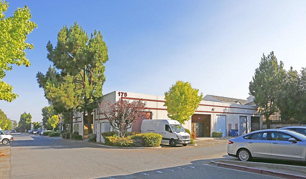 More Photos Of 175 Lewis Rd, San Jose Light Manufacturing For Sale