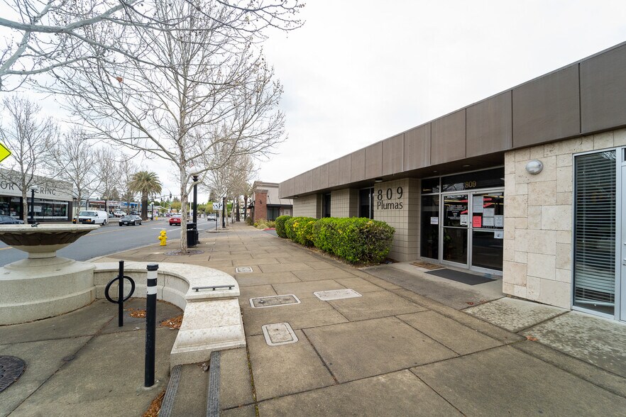More Photos Of 809 Plumas St, Yuba City Office For Sale