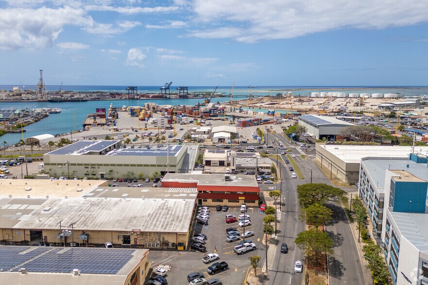 More Photos Of 401 Waiakamilo Rd, Honolulu Office For Lease