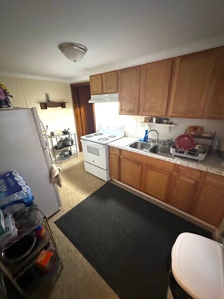 More Photos Of 2345 Cedar St, Holt Apartments For Sale