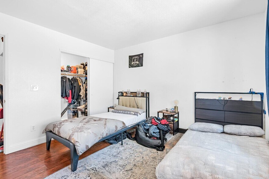 More Photos Of 2944 Del Paso Blvd, Sacramento Apartments For Sale