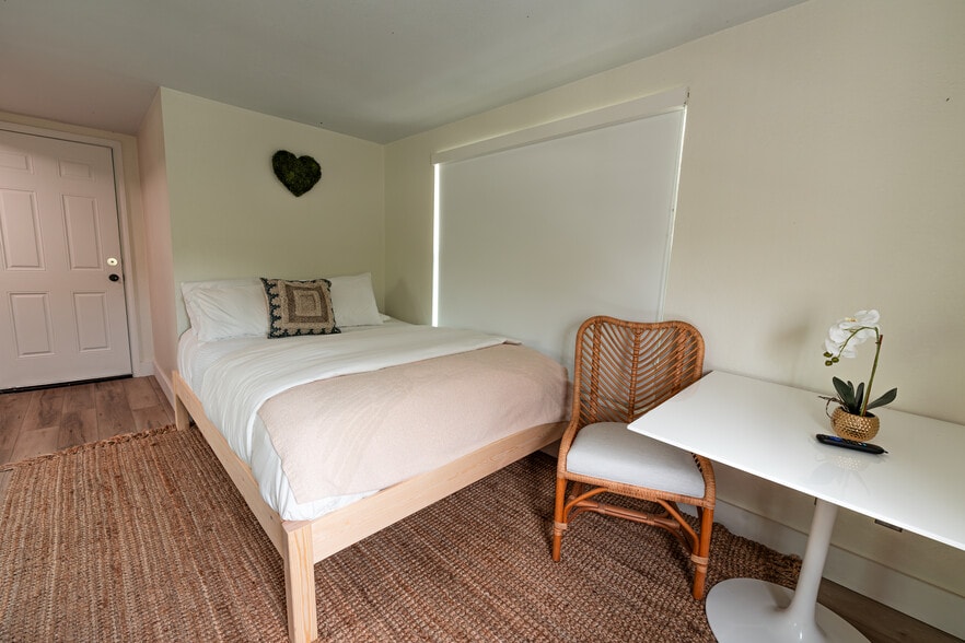 More Photos Of 2502 Tamarind Dr, Hutchinson Island Hotel For Sale