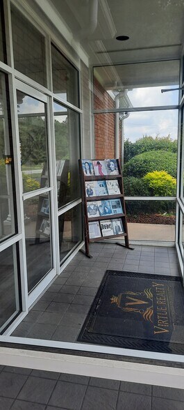 More Photos Of 499 Arrowhead Blvd, Jonesboro Medical For Sale