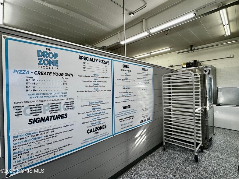 More Photos Of 301 S Defiance St, Stryker Auto Repair For Sale