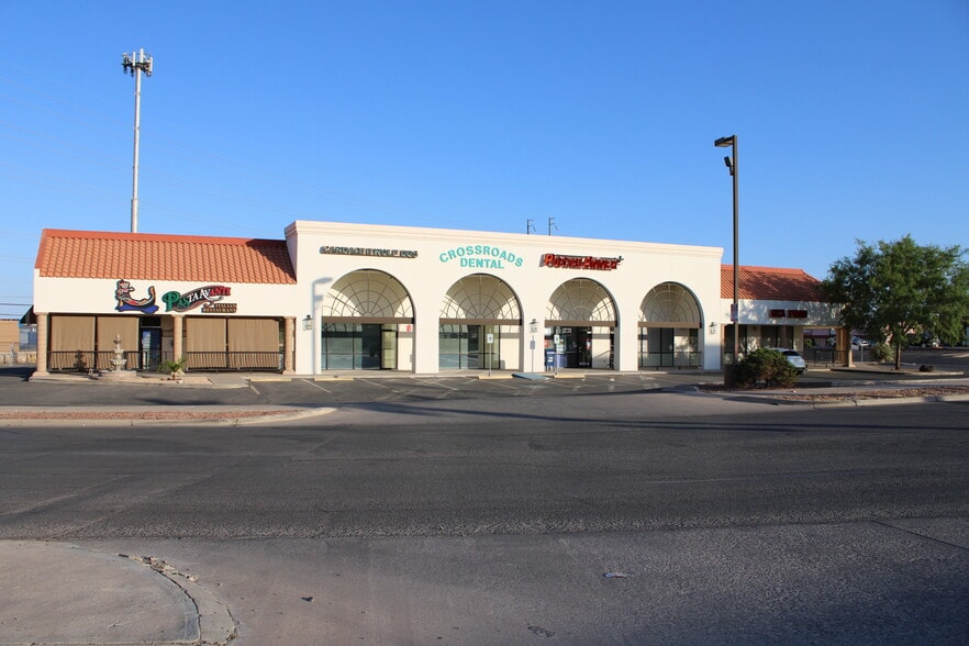 More Photos Of 8041 N Mesa St, El Paso Unknown For Lease