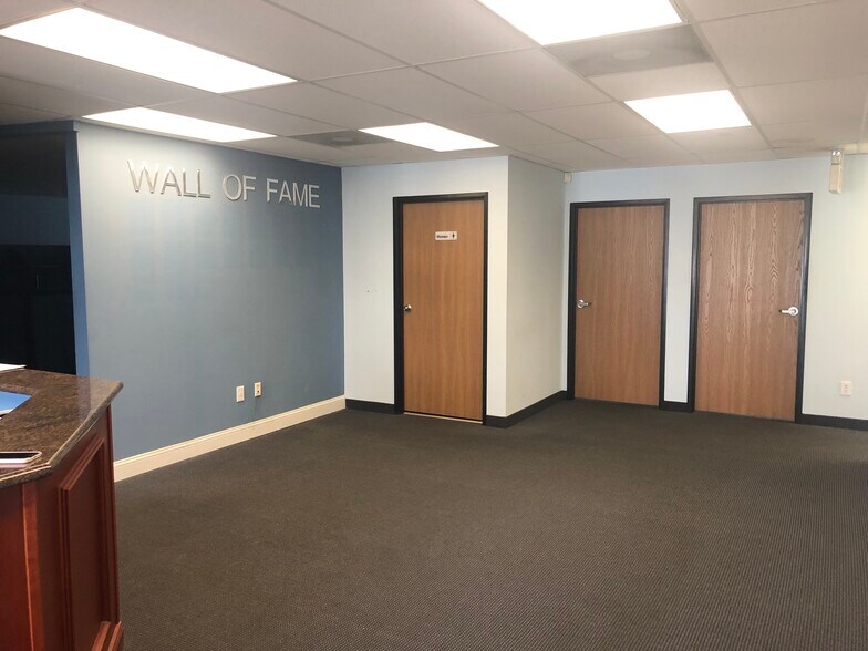 More Photos Of 271 US Highway 46, Fairfield Office For Sale