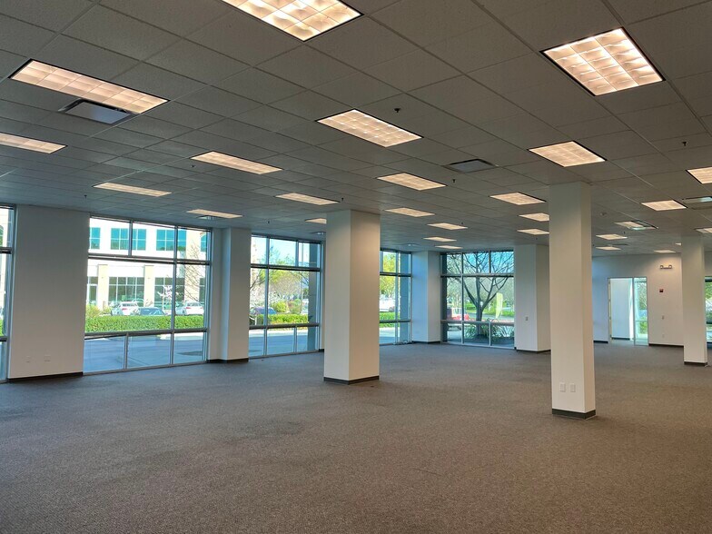 More Photos Of 1670 Corporate Cir, Petaluma Office For Lease