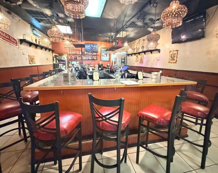 More Photos Of 120 S Kentucky Ave, Lakeland Storefront For Sale