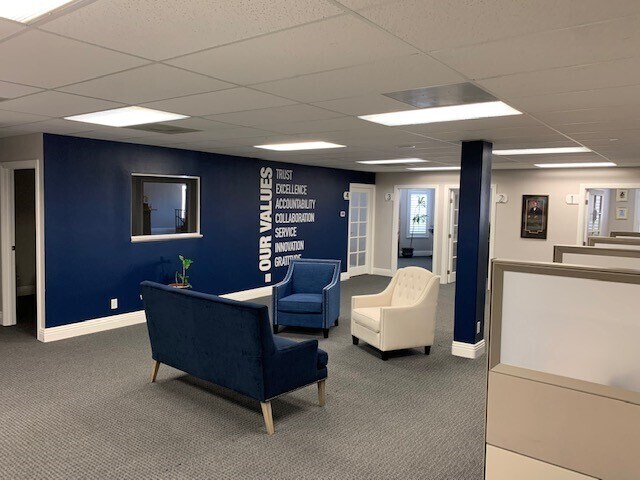 More Photos Of 13217-13225 Philadelphia St, Whittier Office For Lease
