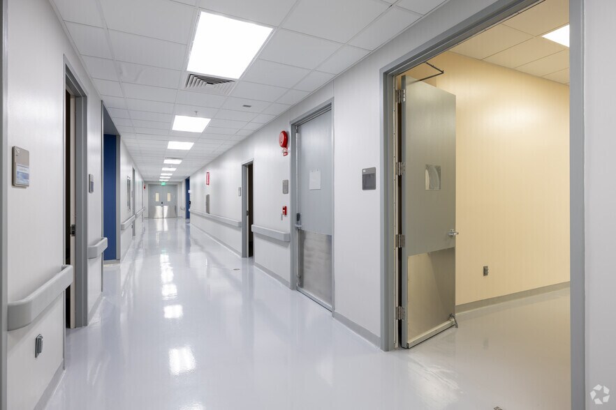 More Photos Of 505 Odyssey Way, Merritt Island Office For Lease