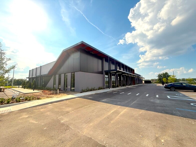 More Photos Of 7483 Sand Lake Commons Blvd, Orlando Medical For Lease