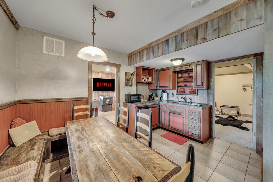 More Photos Of 2003 Bend of the Riv, Hiawassee Lodge Meeting Hall For Sale