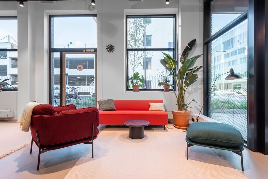 More Photos Of 222 Schilling Cir, Hunt Valley Coworking Space