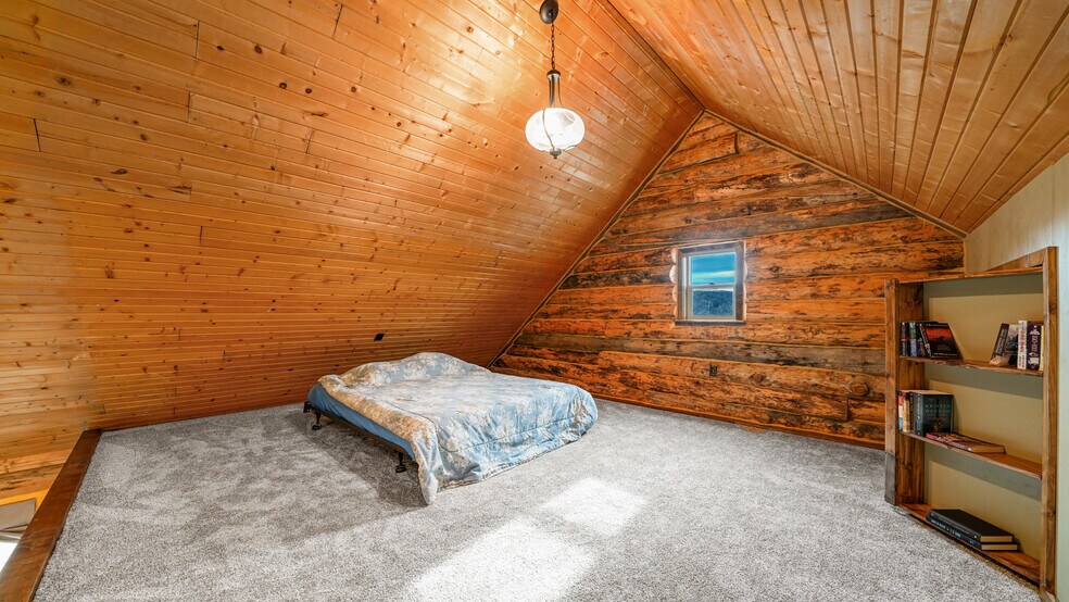 More Photos Of 41 County Road 9, Meeker Specialty For Sale