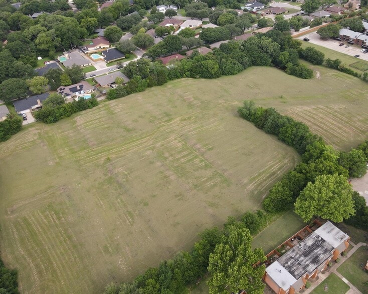 More Photos Of 300 W Wintergreen Rd, DeSoto Land For Sale